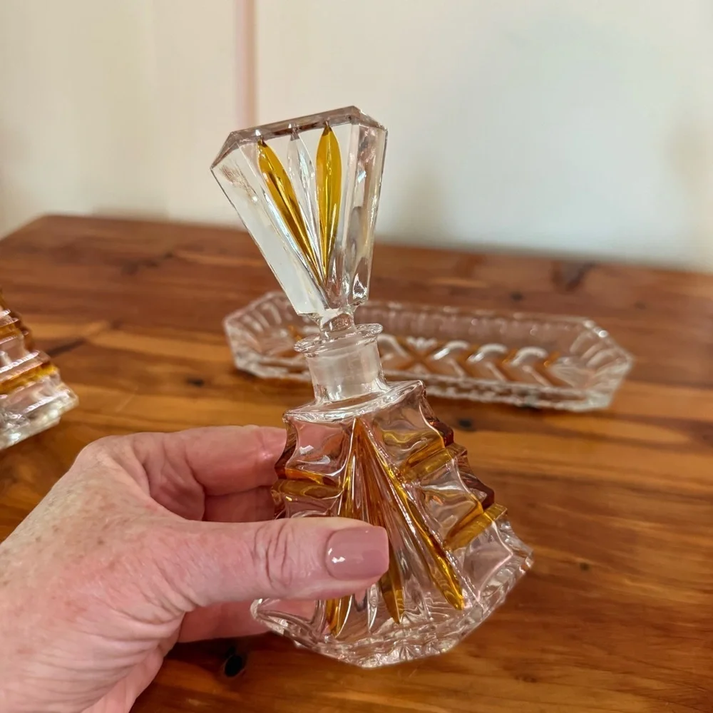 Vintage Ecth Bleikristal Gepresst Amber Clear Perfume Vanity Set w/ Tray